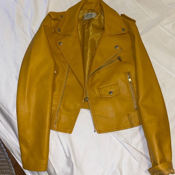Jacket - Picture 2 of 5